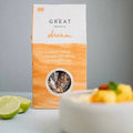Ontbijtkom en verpakking met GR’EAT Granola Dream – glutenvrije granola met yoghurt, appel en kaneel – Glutsenza