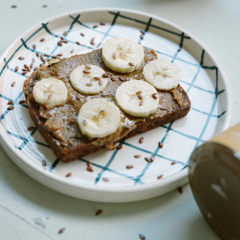 Portie GR'EAT Granola Spread op een toast
